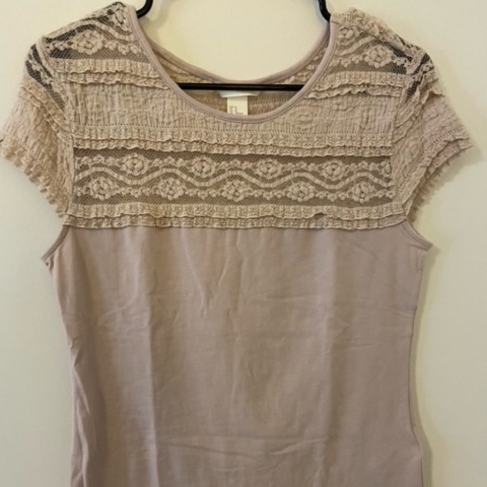 Women's H&M purple/grey size medium lace top t-shirt